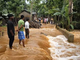 Manipur Flood: इम्फाल में बाढ़ की चेतावनी, नदियों का जल स्तर खतरे के निशान के पार, घरों में घुसा पानी