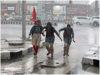 Weather Update: समय से 6 दिन पहले ही पूरे देश में पहुंचा मॉनसून, IMD ने बताया कब, कहां होगी बारिश
