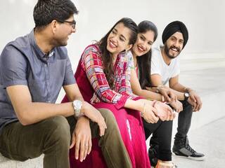 Budget 2024: बजट में युवाओं की बल्ले-बल्ले! इंटर्नशिप में 5 हजार महीने का भत्ता; पहली नौकरी पर 15,000 रुपये एक्स्ट्रा