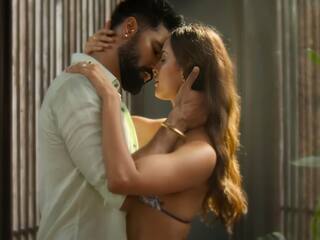 Vicky Kaushal स्टारर 'बैड न्यूज' पर सेंसर बोर्ड ने  चलाई कैंची, जानें किस सीन पर जताई आपत्ति