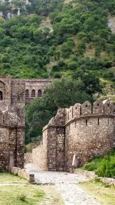 राजस्थान का सबसे बड़ा रहस्यमयी किला, हर कोई नहीं कर पाता इसे एक्सप्लोर!