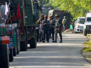 जम्मू-कश्मीर के कुपवाड़ा में मुठभेड़ में आतंकी ढेर, एक जवान घायल