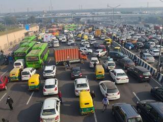 मुहर्रम जुलूस से पहले दिल्ली पुलिस ने जारी की ट्रैफिक एडवाइजरी, इन रास्तों पर जाने से बचें