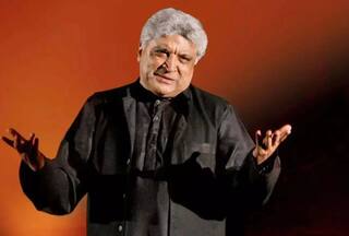 Javed Akhtar Takes a Jibe Against Shah Rukh Khan's Jab Tak Hai Jaan, Says 'They Want to Fake Women Empowerment'