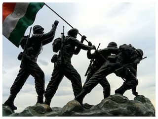 25th Kargil Vijay Diwas 2024: पाक घुसपैठियों को कारगिल की चोटियों से भगाने में कामयाब हुई थी भारतीय सेना, 84 दिन चला था युद्ध