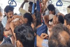 Viral Video: Chaos in Namma Metro As Passengers Fight Over Space
