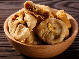 इन लोगों को भूलकर भी नहीं करना चाहिए अंजीर का सेवन, फायदे के साथ जान लें नुकसान