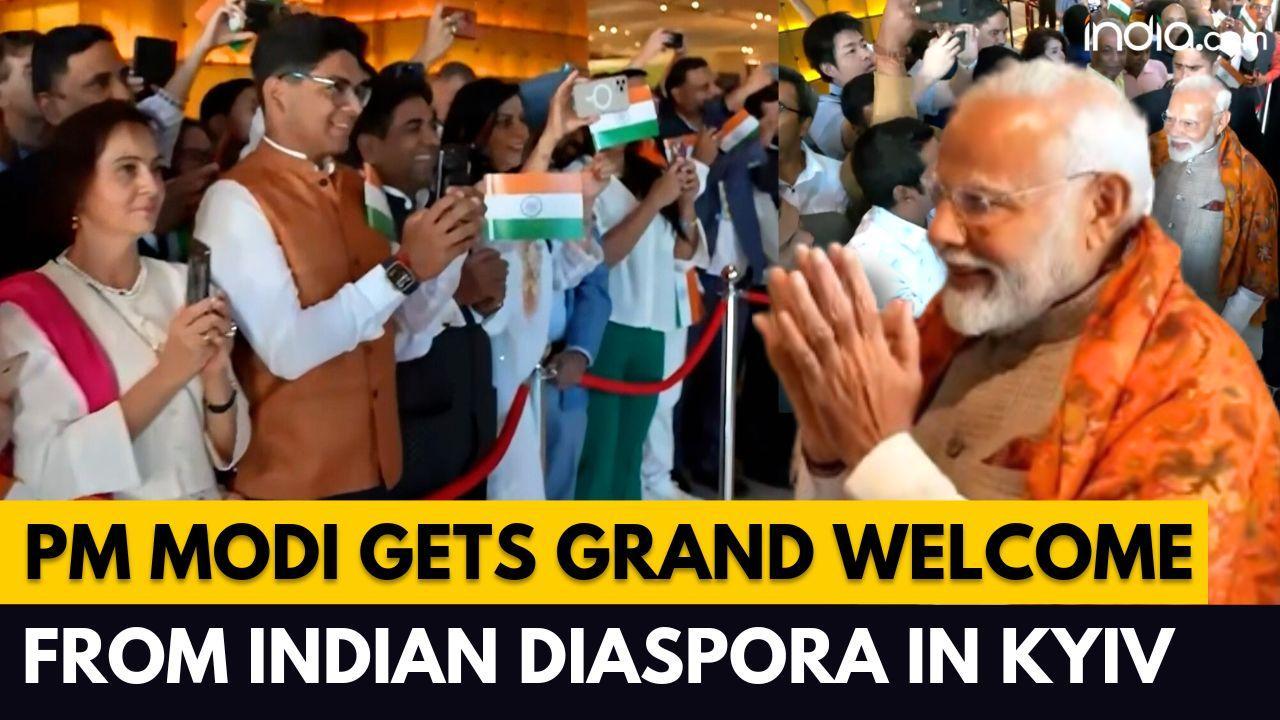 PM Modi in Ukraine: PM Modi greeted by Indian diaspora in Kyiv’s Hotel