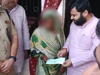 अयोध्या रेप पीड़िता के परिवार से मिले DM और SSP, दिया 5 लाख का चेक और सुरक्षा का भरोसा