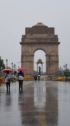 Delhi and Noida Today's Weather Update: IMD Predicts Heavy Rains, Issues Red Alert