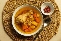 8 Easy Steps To Make Delicious Chicken Soup At Home