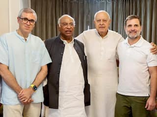 जम्मू-कश्मीर में कांग्रेस 32 सीटों पर लड़ेगी चुनाव, NC को मिली 51 सीटें, पांच पर होगी फ्रेंडली फाइट