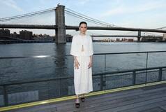 What is Graves' Disease, Autoimmune Disorder That 'Star Wars' Actress Daisy Ridley is Diagnosed With?