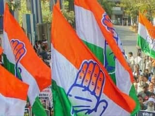 Plea In Allahabad HC Seeks Disqualification Of All Congress MPs For Distributing 'Guarantee Cards' During LS Poll Campaign