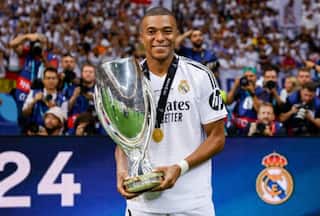 Kylian Mbappe Gifts Real Madrid Jersey To Tennis Great Rafael Nadal After La Liga Draw vs Mallorca – WATCH