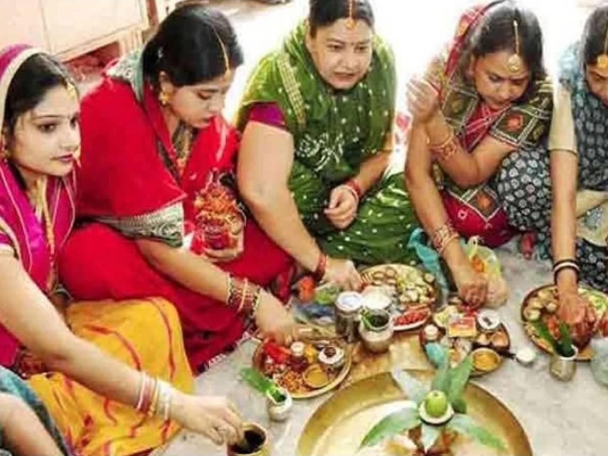 Kajari Teej 2024: आज कजरी तीज के दिन जरूर पढ़ें ये व्रत कथा और इस विधि से करें पूजा