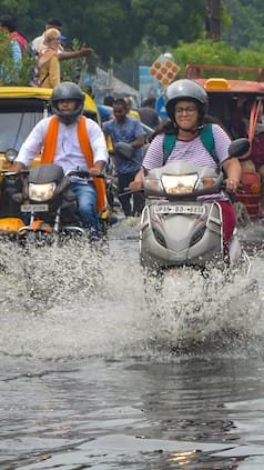 Weather Update: Heavy Rain Predicted in Delhi and These States