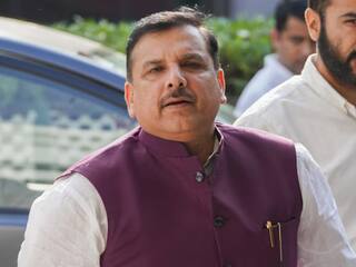 संजय सिंह ने किसानों की कर्जमाफी को लेकर केंद्र पर बोला हमला, कहा- पैसे नहीं फिर भी कंपनियों के करोड़ों रुपये माफ