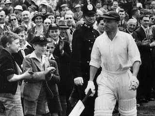 Sir Don Bradman Birthday: जब सिर्फ 22 बॉल में ठोका था शतक, दूसरे विश्व युद्ध के चलते इस रिकॉर्ड से चूके