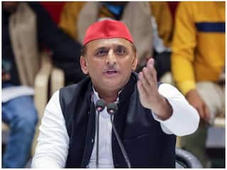 BJP विधायक ने की मायावती पर टिप्पणी, भड़क गए अखिलेश, BSP सुप्रीमो हो गईं मुरीद; क्या उपचुनावों में दिखेगा इसका असर?