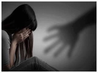 अयोध्या गैंगरेप मामले में सपा नेता के खिलाफ योगी सरकार का एक्शन, पीड़िता के परिवार को दी थी सुलह करने की धमकी