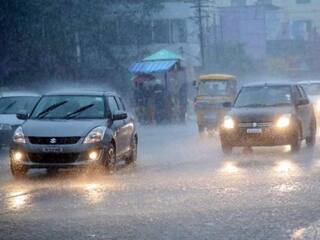 Weather Update: दिल्ली में जोरदार बारिश के आसार, उत्तराखंड, महाराष्ट्र और राजस्थान समेत इन राज्यों में अलर्ट