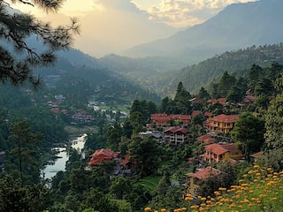 Trek Through The Great Himalayan Range With These Offbeat Treks Around Pelling in Sikkim