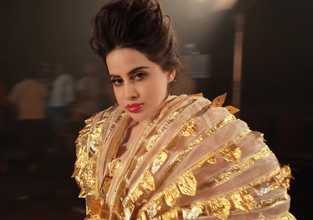 'फॉलो कर लो यार', ग्लैमर की दुनिया में तहलका मचाने आई हैं उर्फी जावेद, बेबाक शो में दिखेंगे अधूरे सपने