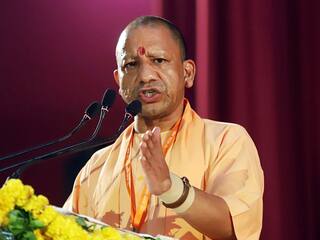 'बंटेंगे तो कटेंगे... एक रहेंगे तो सुरक्षित रहेंगे', बांग्लादेश का जिक्र कर बोले CM योगी