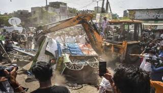 छत्तीसगढ़ में मस्जिद की जमीन पर था अवैध निर्माण, प्रशासन का चला बुलडोजर