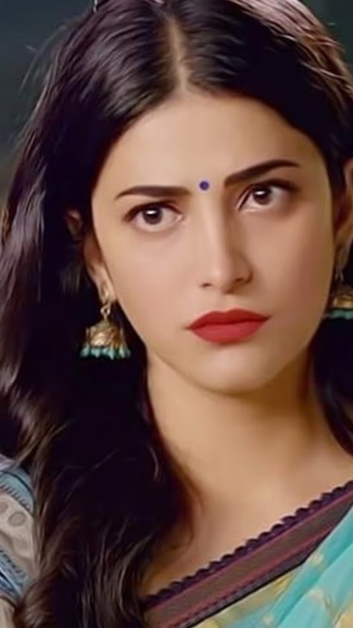 Shruti Haasan Styled 7 Elegant Green Sarees For Hartalika Teej 2024