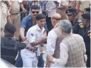 सुरक्षा घेरा तोड़ राजनाथ सिंह के पास पहुंचा नन्हा बच्चा, इस अंदाज में लगाई मां के ट्रांसफर की गुहार