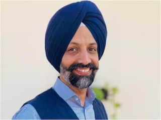 कौन हैं जसदीप सिंह गिल? जिन्हें बनाया गया 'राधा स्वामी सत्संग ब्यास' का मुखिया