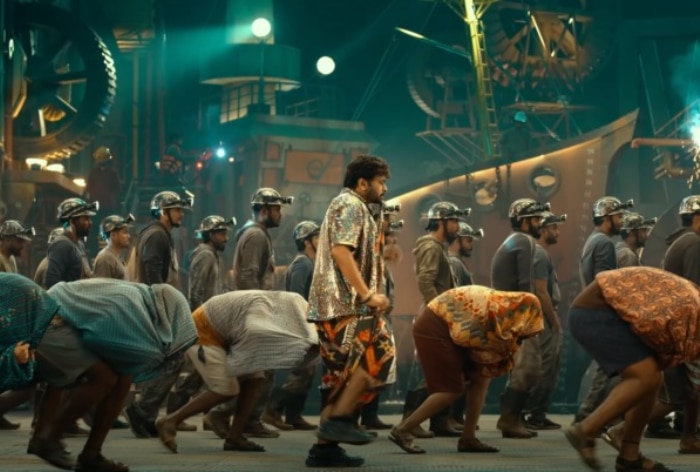 Meet  actor who holds record for 156 movies, 537 songs, 24,000 dance moves, he is not Rajinikanth, Kamal Haasan, Dharmendra, Amitabh Bachchan, Shah Rukh, Salman, Mithun