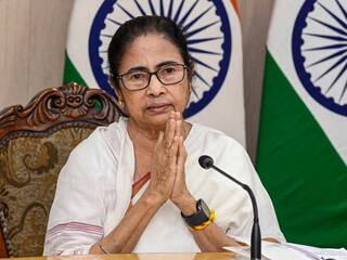 'पश्चिम बंगाल में आई बाढ़ केंद्र सरकार की लापरवाही का नतीजा', सीएम ममता बनर्जी ने लगाया बड़ा आरोप