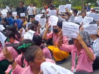 मणिपुर हिंसा : छात्र आंदोलन के बीच बिरेन सरकार ने इंटरनेट पर लगाई रोक, 5 दिनों तक सस्पेंड रहेगी सर्विस