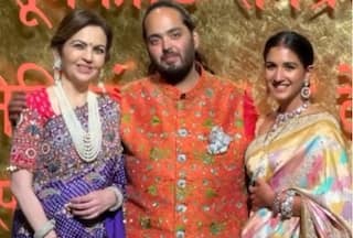 Radhika Merchant's Silk Zardosi Saree to Nita Ambani's Multi-String Pearl Choker: How The Ambani Bahus Stole The Show at Antila's Ganeshotsav