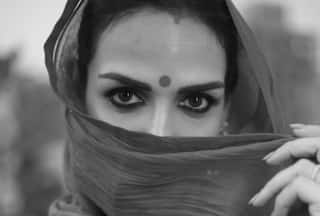 Meet actress who gave no hits in 9 years, delivered 19 flops in a row, got married, quit acting, she is now...