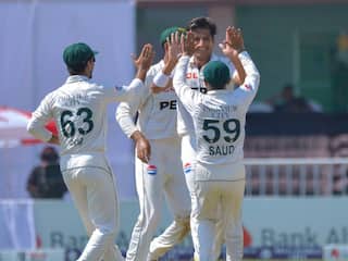 बांग्लादेश से पाकिस्तान पर हार का असर, अब फिटनेस साबित करने के बाद मिलेगा PCB का कॉन्ट्रैक्ट
