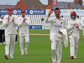 इंग्लैंड में अपनी गेंदबाजी से तहलका मचा रहे युजवेंद्र चहल, पहली बार किया ये बड़ा कारनामा