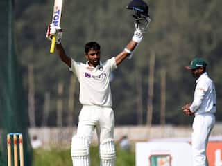 Duleep Trophy 2024: भारत बी के ऊपर फॉलोऑन का खतरा, अंशुल कंबोज की गेंदबाजी ने बरपाया कहर