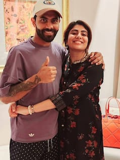 रवींद्र जडेजा की शादी में चली थीं गोलियां, ऐसी है जड्डू-रिवाबा की लव स्टोरी