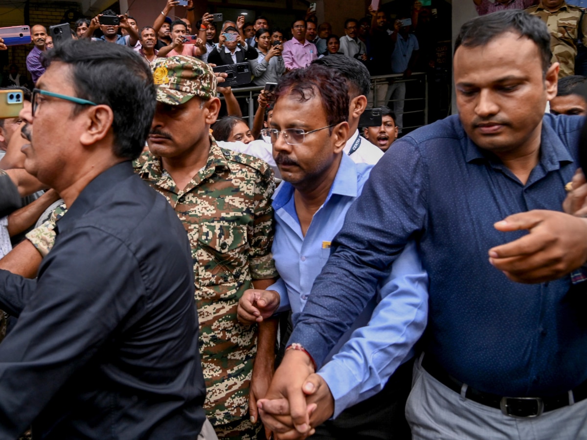 Kolkata: ED Raids Residence Of Former Principal Of RG Kar Medical College Sandip Ghosh   s Close Aide In PMLA Case