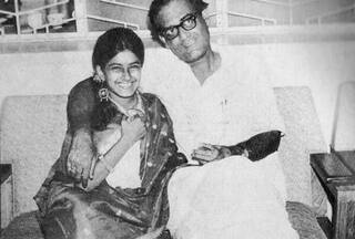 This actress got engaged in class 5, married at 15, became mother at 18, once scolded Sunny Deol for...