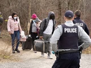 कनाडा का वीजा लेकर अमेरिका में घुसपैठ कर रहे भारतीय, ब्रिटेन दे रहा शरण, टेंशन में बाइडेन सरकार