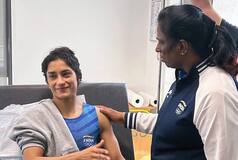 Vinesh Phogat reveals TRUTH about photo-op with IOA chief PT Usha after disqualification from Paris Olympics