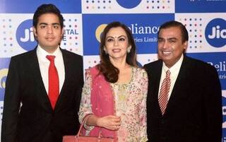 Days before Reliance Disney merger, Mukesh Ambani takes big decision about Nita Ambani, Akash Ambani over...