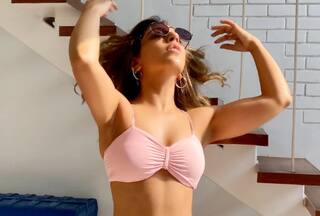 Meet superstar who was born in Muslim family, married a Hindu, didn't convert to Hinduism but  observes Karva Chauth, she became popular due to...