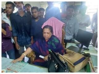 'I resign', हिंदू शिक्षकों को बांग्लादेश में 2 शब्द लिखवाकर किया जा रहा है इस्तीफा देने को मजबूर