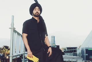 Diljit Dosanjh leaves mother teary-eyed as he introduces family for the first time at UK concert